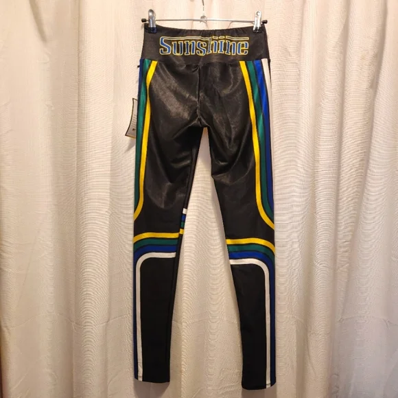 GOLDSHEEP Black Volleyball Leggings with Colorful Stripes Size M - Picture 4 of 6